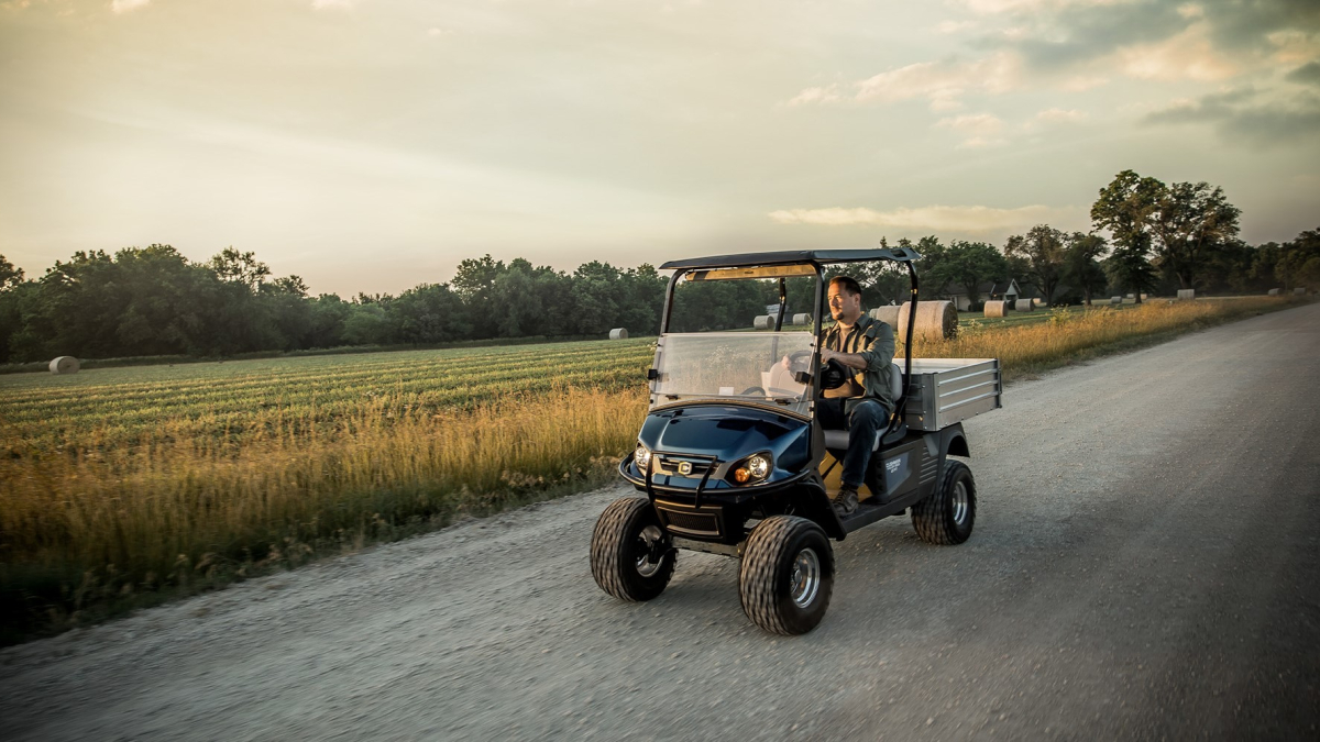 Cushman Hauler 1200X