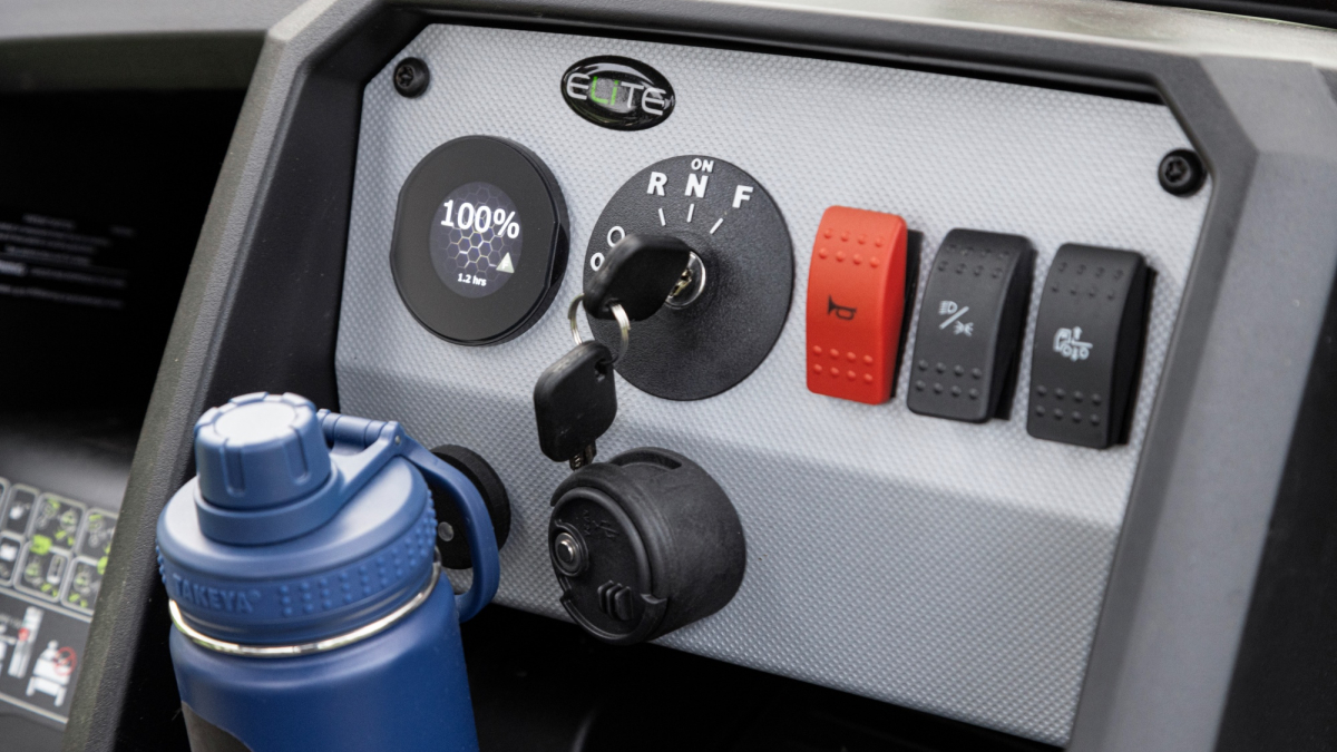 Cushman Hauler XL Dash