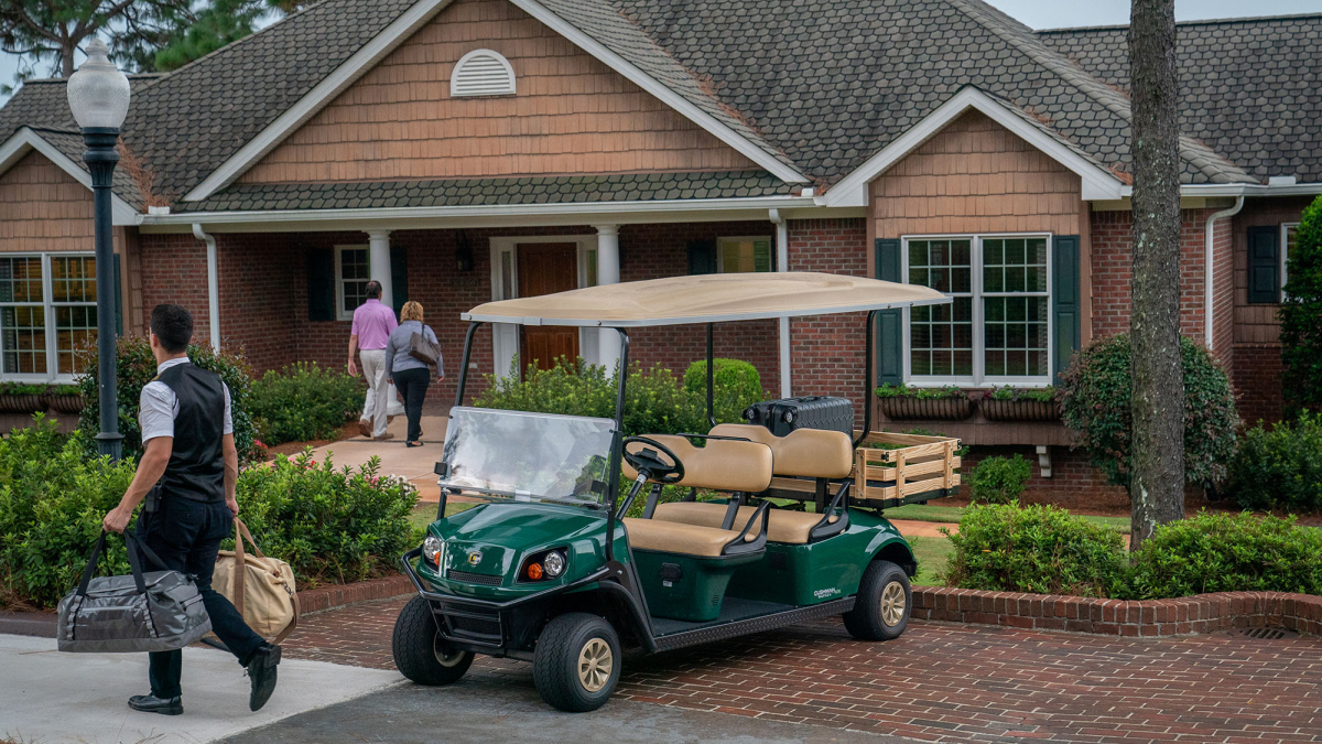 Cushman Shuttle 4, 4 Passenger Vehicle